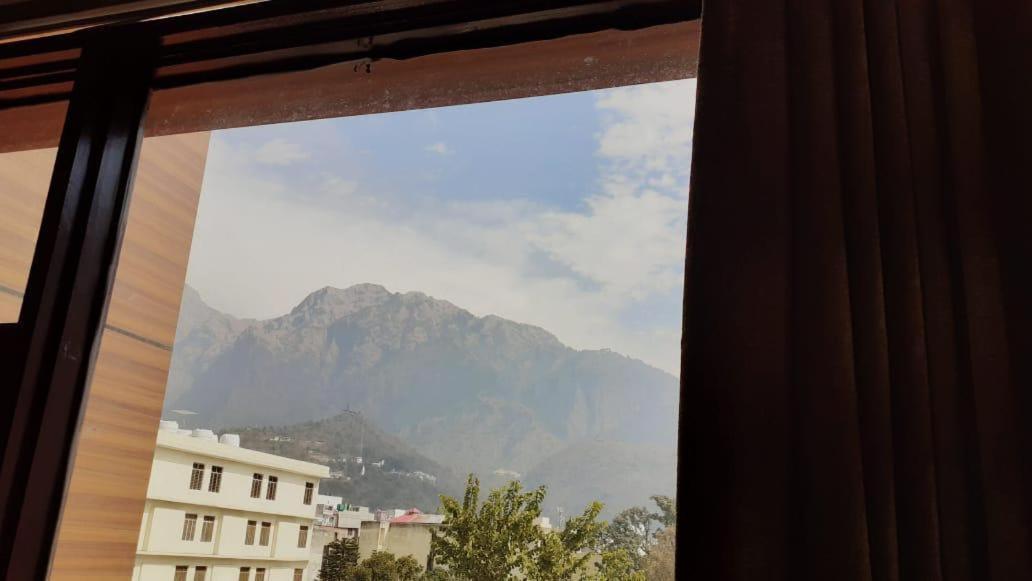 The Divine Oak Hotel Katra  Exterior photo