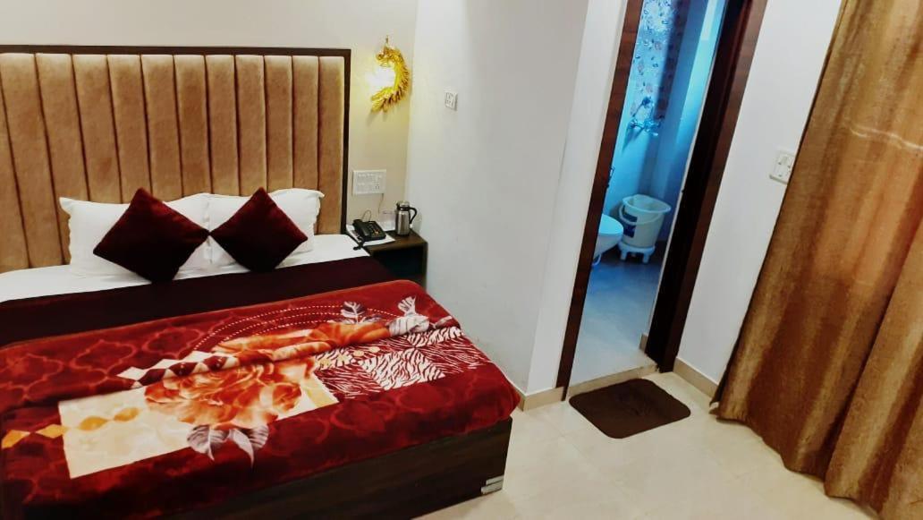 The Divine Oak Hotel Katra  Exterior photo