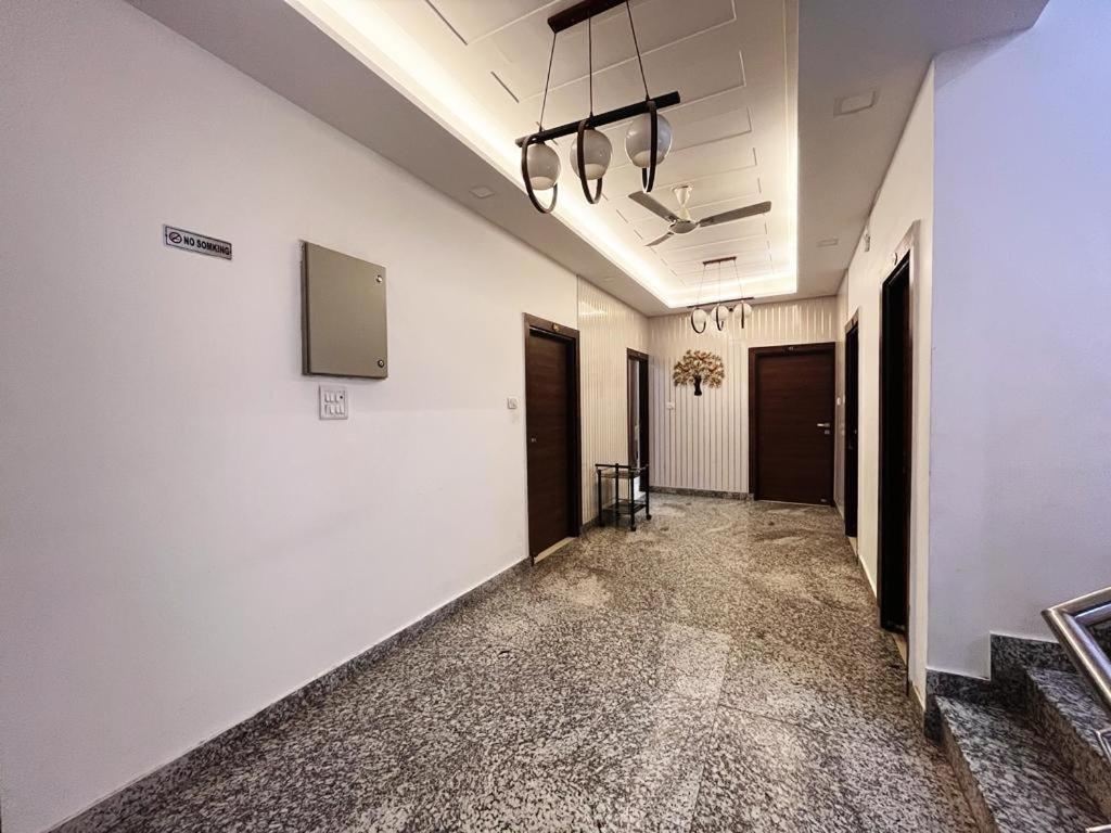 The Divine Oak Hotel Katra  Exterior photo